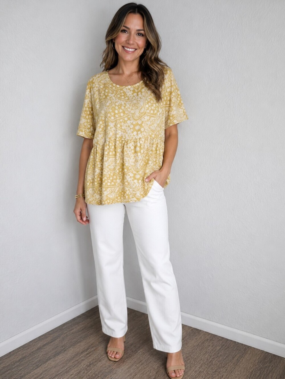 Cotton Bleu Gold & White Floral Babydoll Short Sleeve Top, Size Large